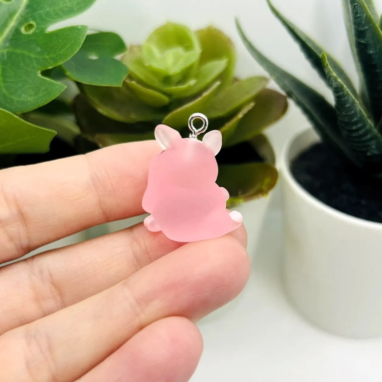 1, 4 or 20 Pieces: Pink Acrylic 3D Cute Pig Charm