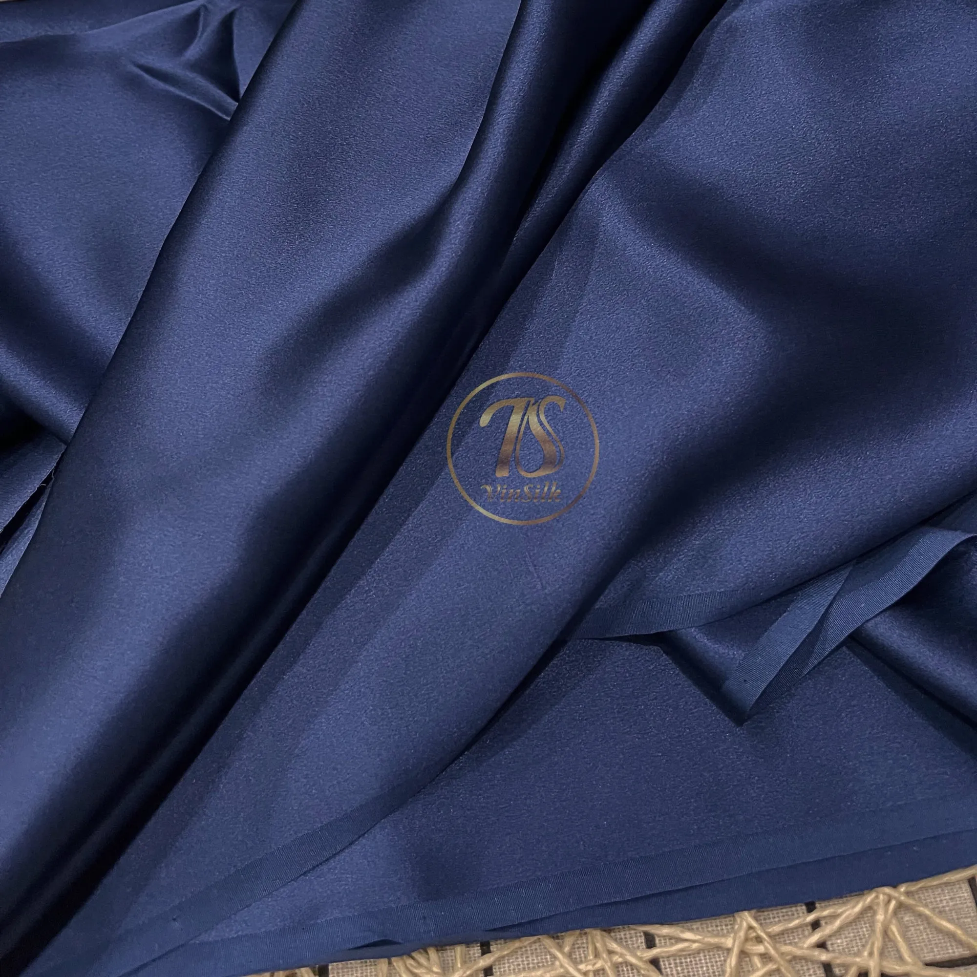 100% PURE MULBERRY SILK fabric by the yard – Satin silk fabric – 19mm - Organic fiber - Wedding dress - Gift for women - Personalized gift - Dark blue satin