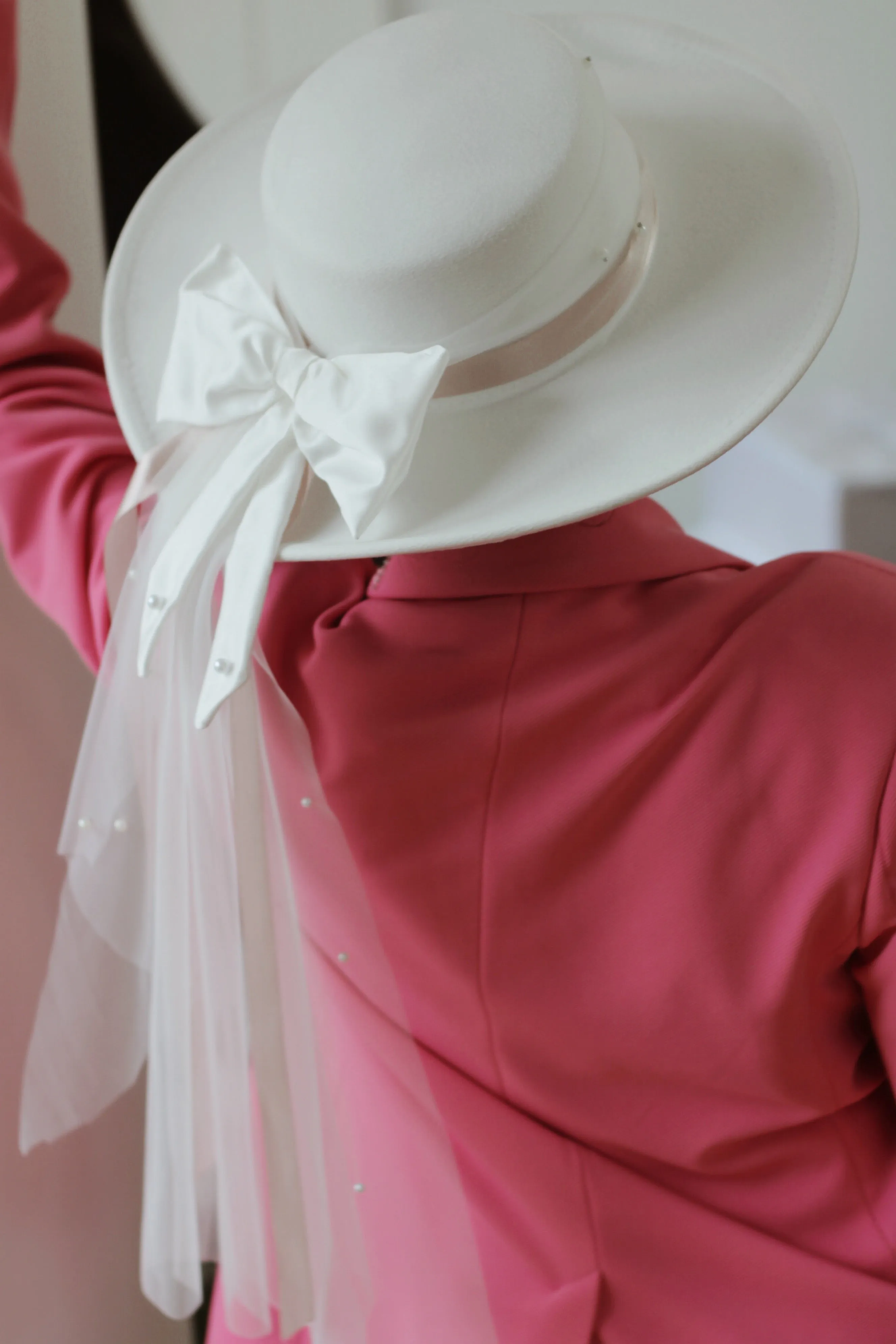 Bridal Hat with tulle bow