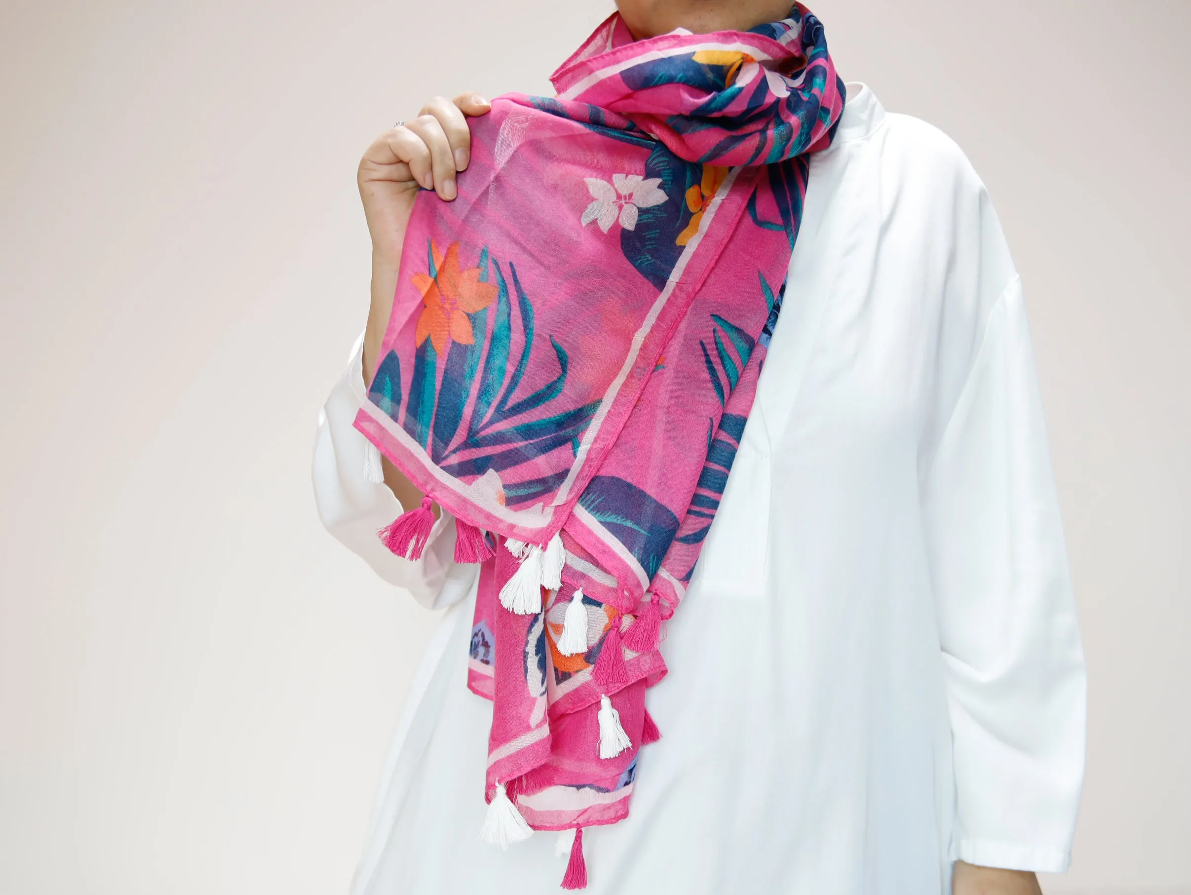 <A20>  PRINTED  Scarf PINK