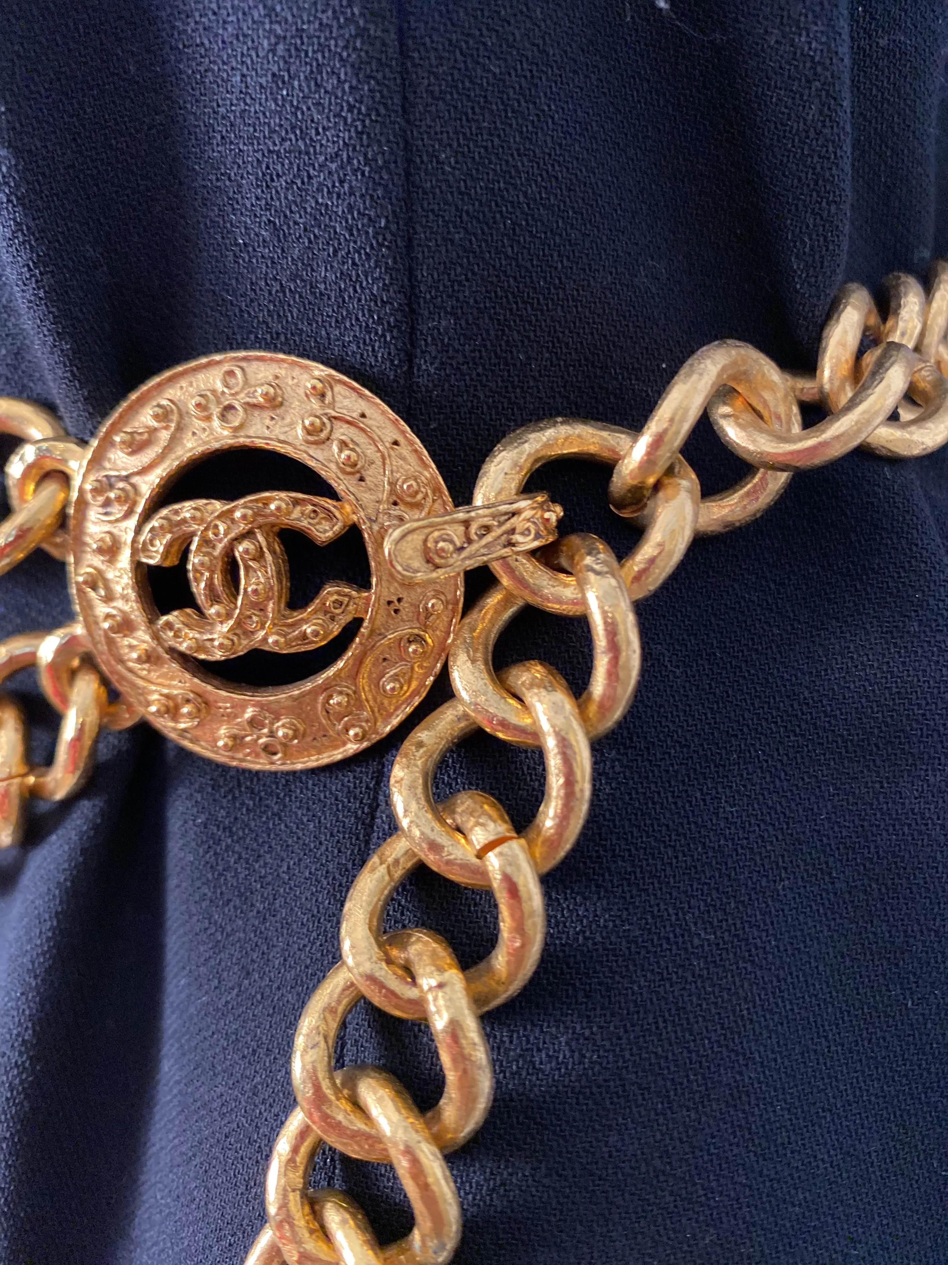 NWT New Chanel 94A gold medallion chain strand belt necklace accessory