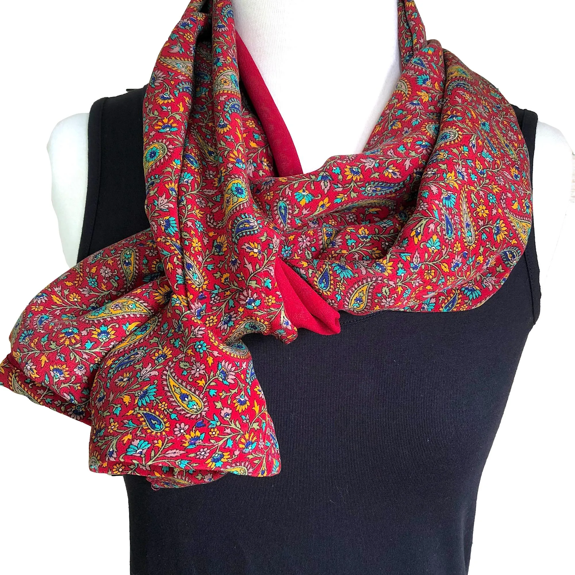 Reversible silk crepe scarf with red lining