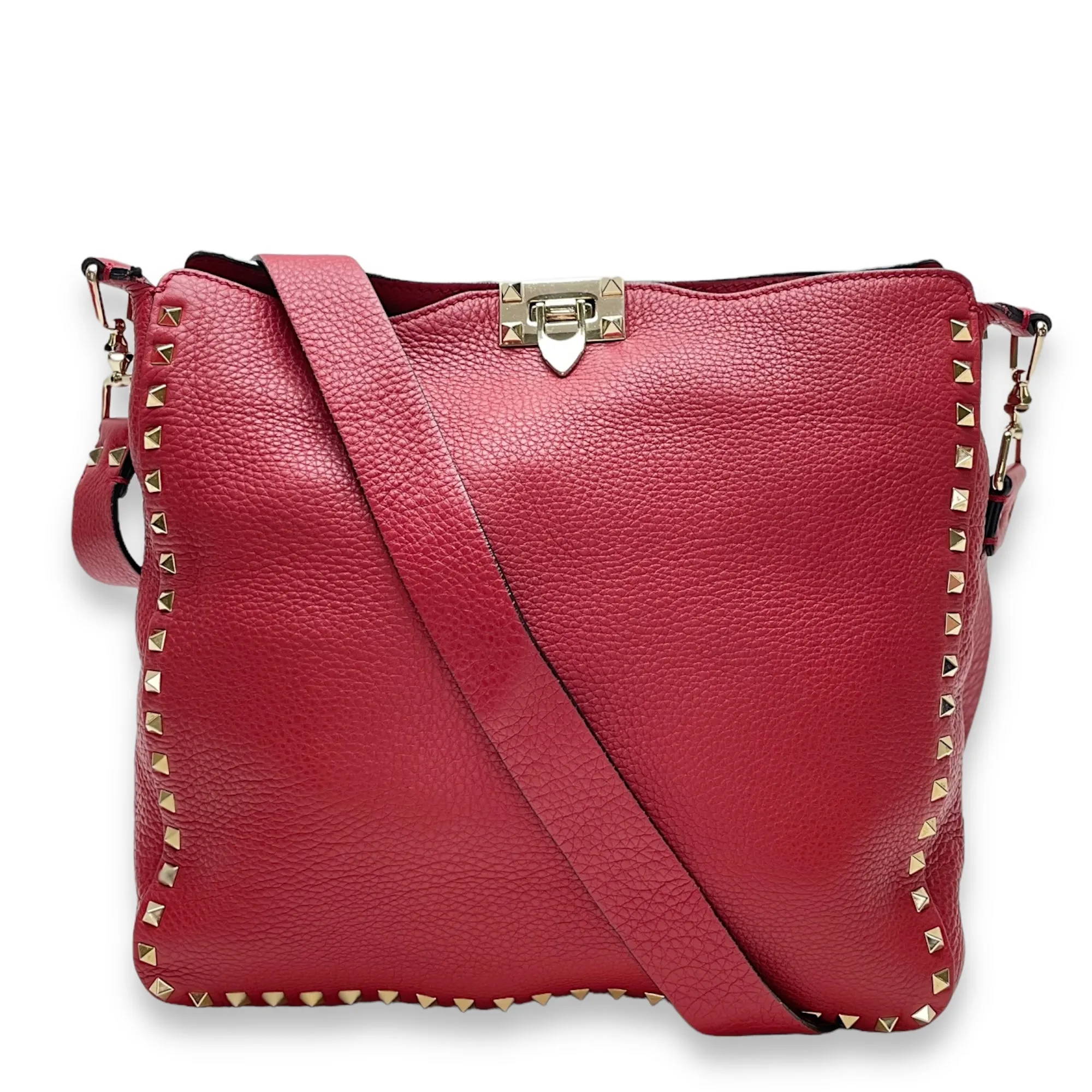 Rockstud Hobo Red Shoulder Bag in Calfskin, Gold hardware